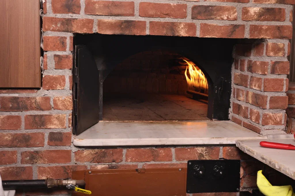Cıvıklı Pide — taş fırın